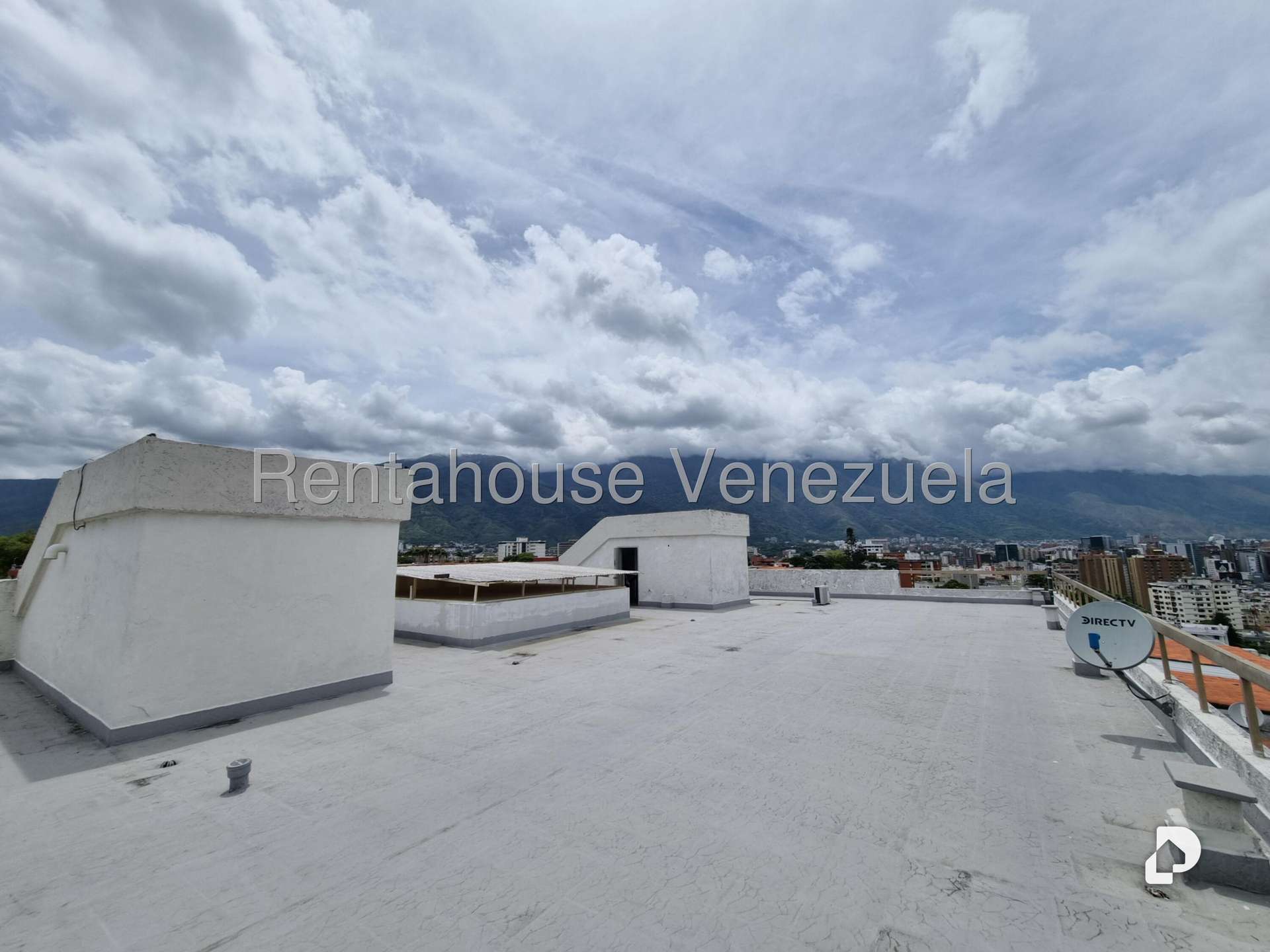 Casa en Colinas de Bello Monte, Caracas – 57