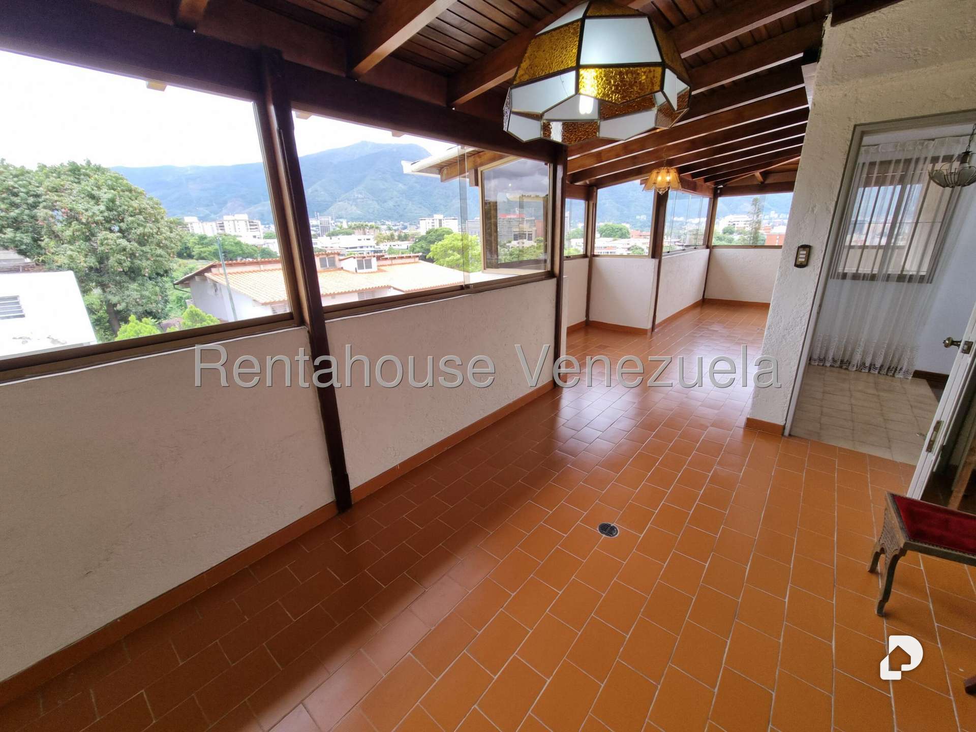 Casa en Colinas de Bello Monte, Caracas – 54