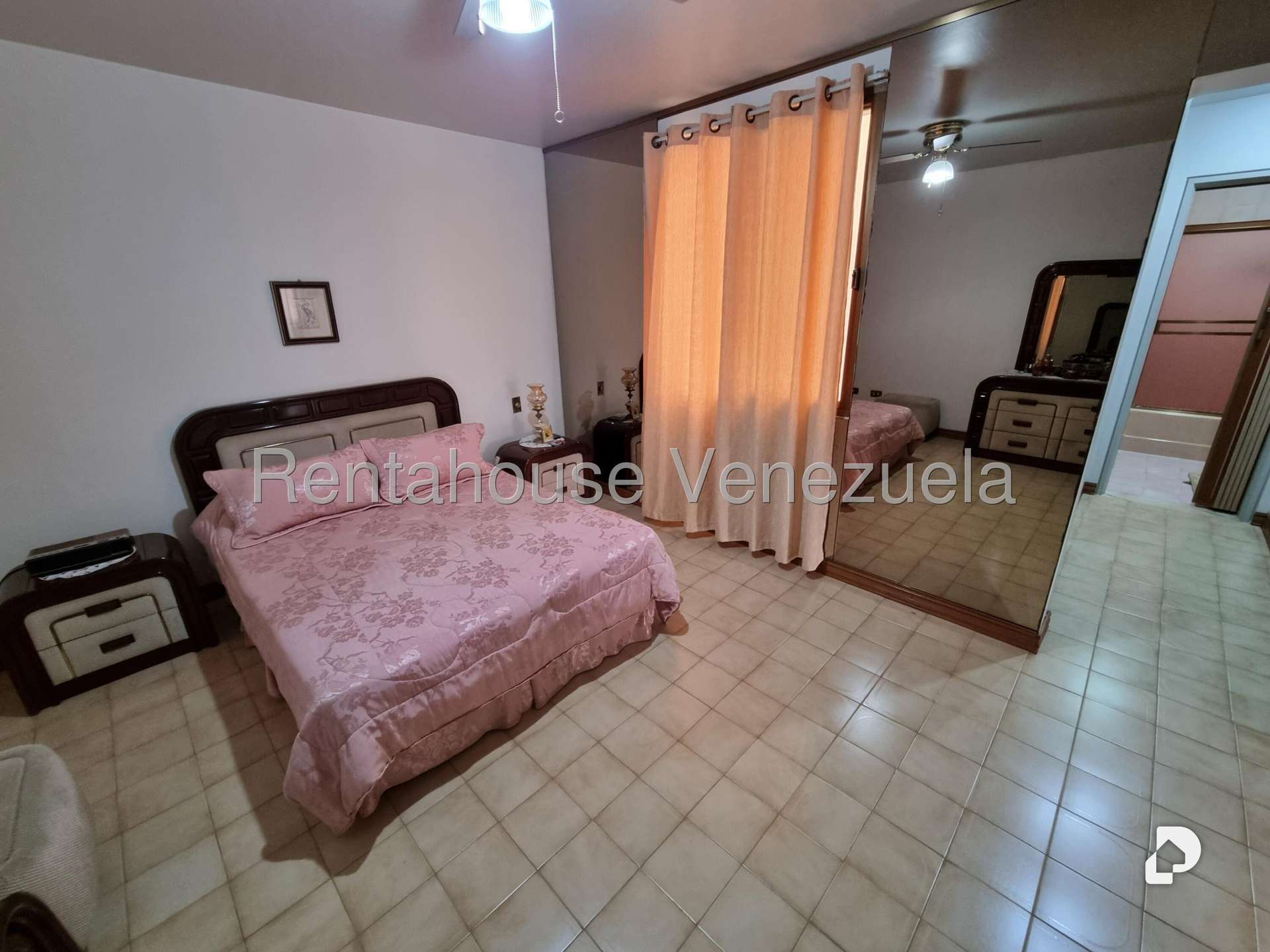 Casa en Colinas de Bello Monte, Caracas – 51