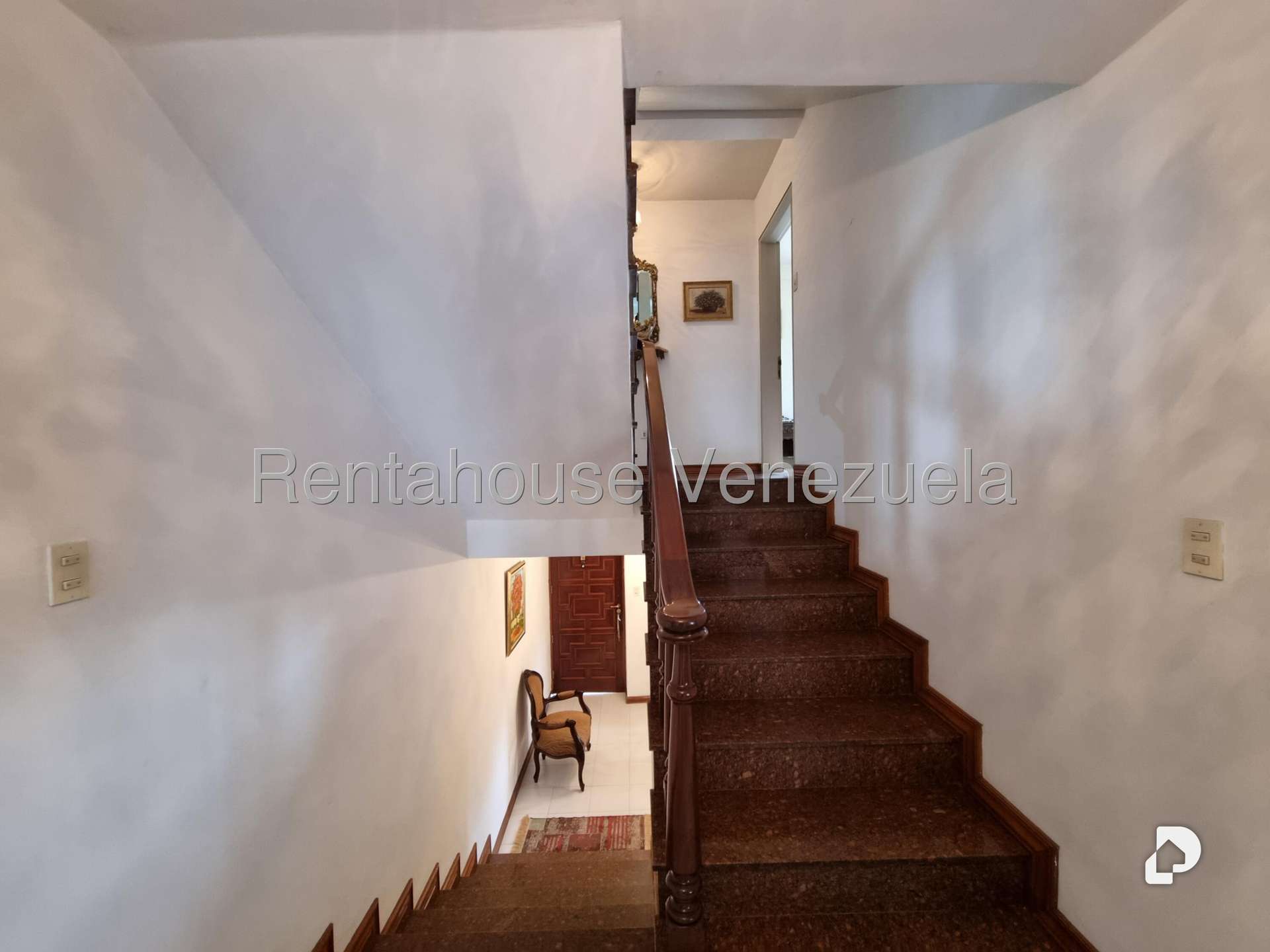 Casa en Colinas de Bello Monte, Caracas – 30