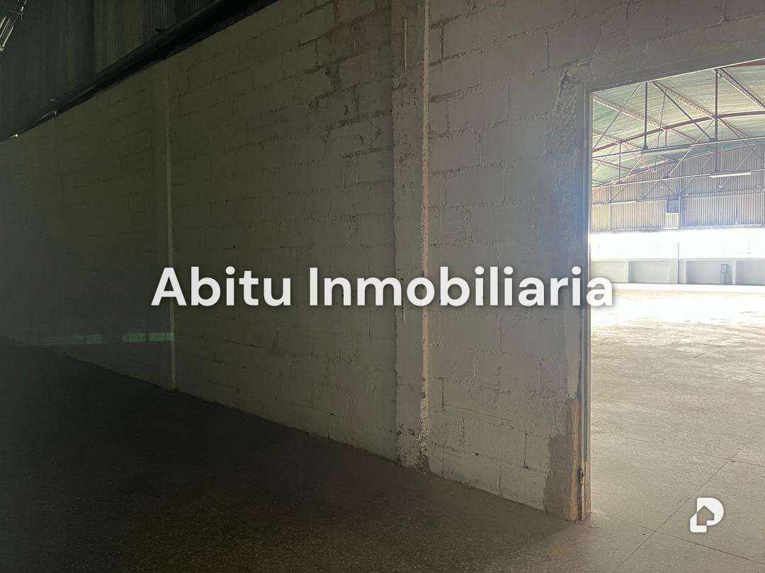 Local comercial en Boleíta Norte, Caracas – 15