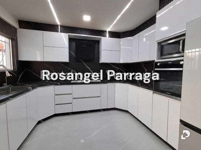 Casa en Valencia – 13