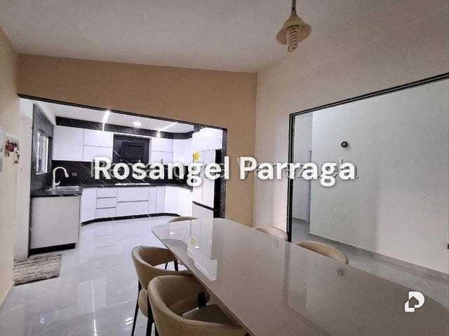 Casa en Valencia – 12