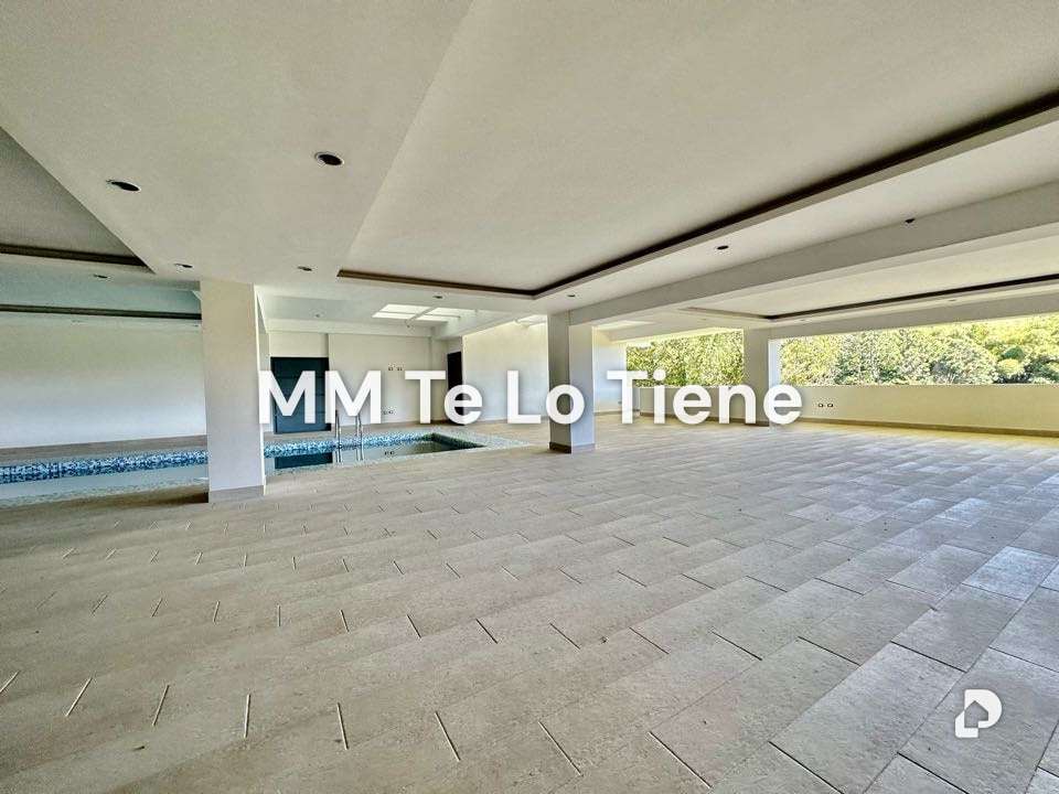 Casa en La Lagunita, Caracas – 28