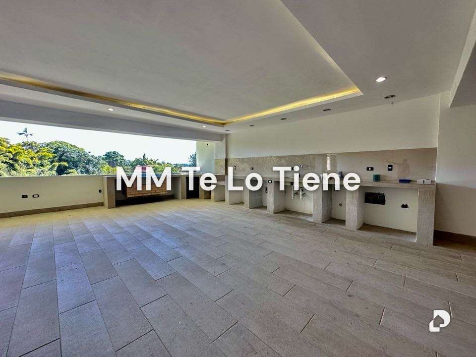 Casa en La Lagunita, Caracas – 27