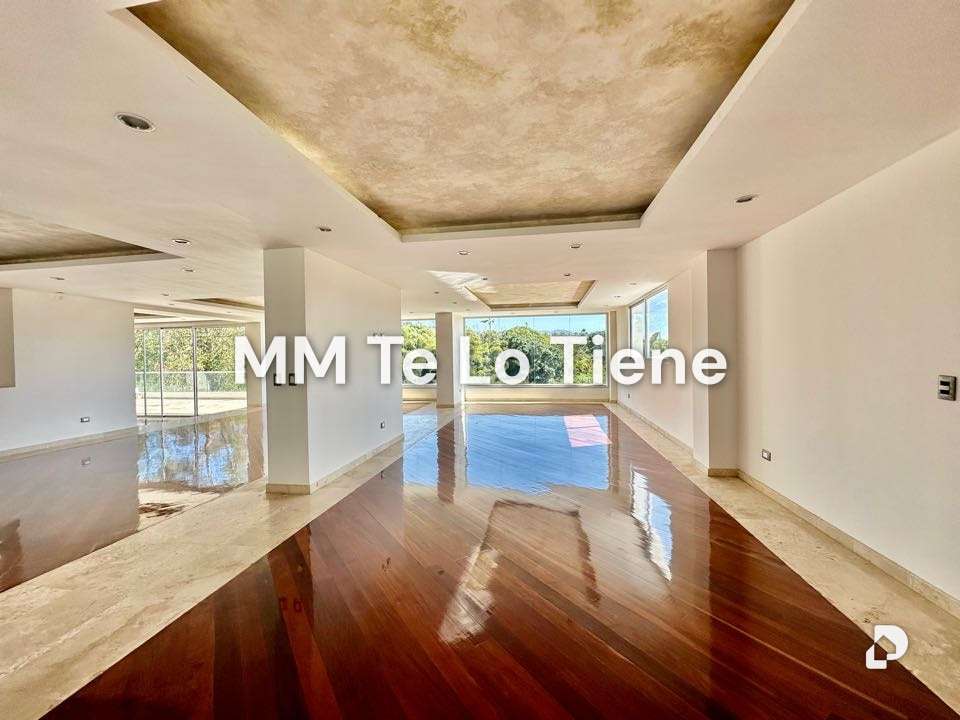 Casa en La Lagunita, Caracas – 9