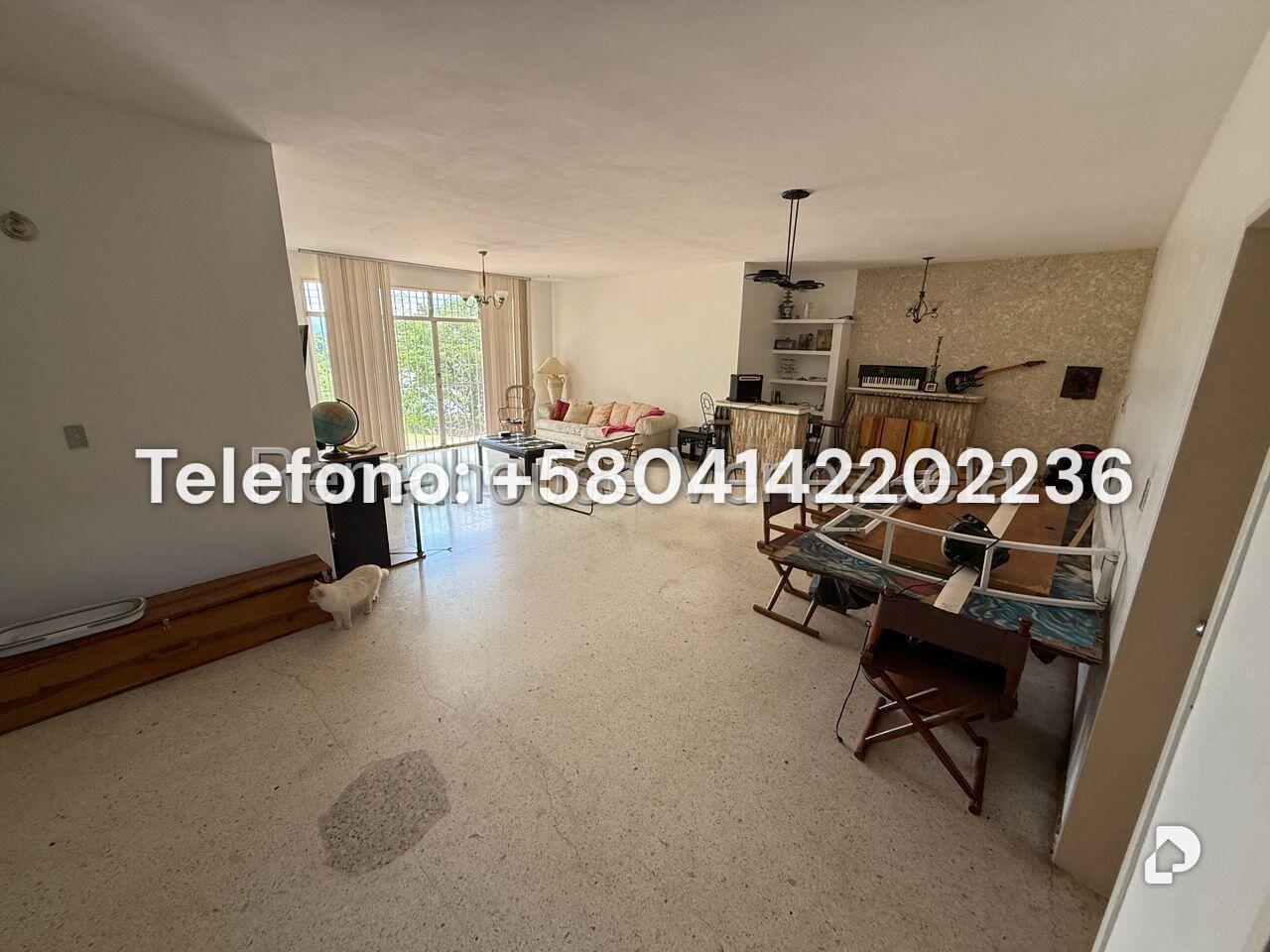 Casa en Cumbres de Curumo, Caracas – 4