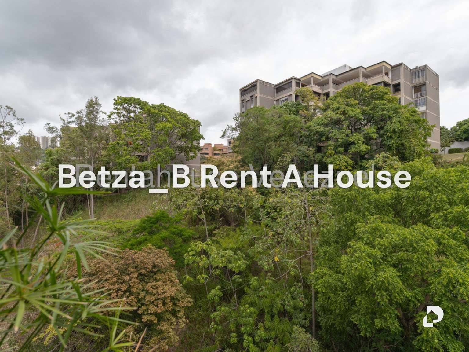 Apartamento en Santa Fe Sur, Caracas – 13