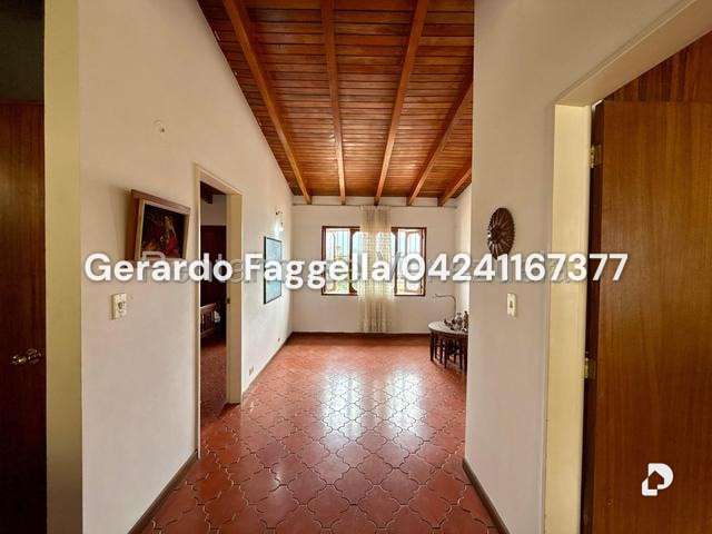 Casa en Santa Paula, Caracas – 11