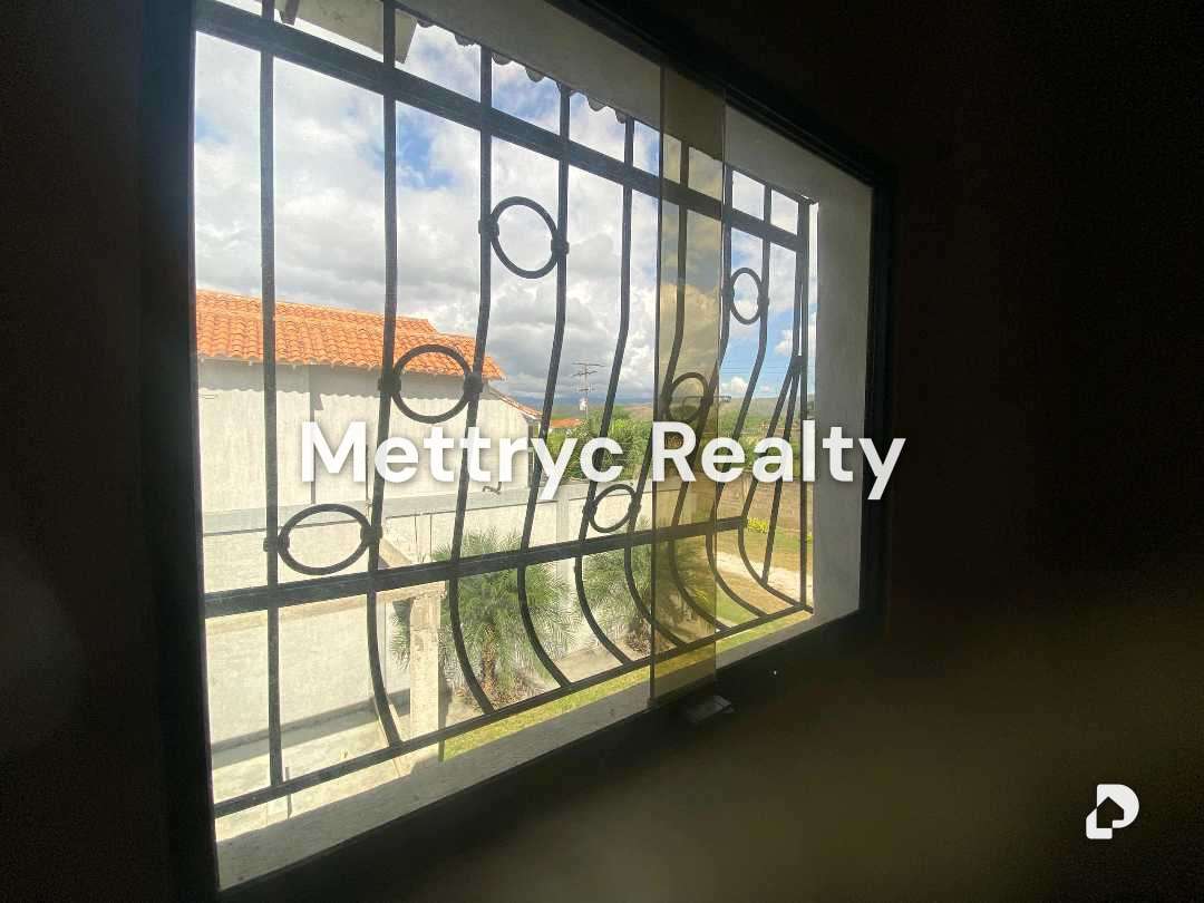House in Bejuma, Valencia – 28