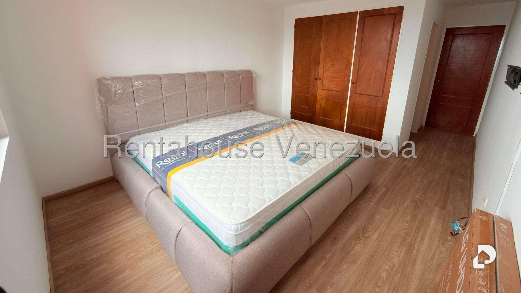 Apartment in Colinas de La Tahona, Caracas – 11