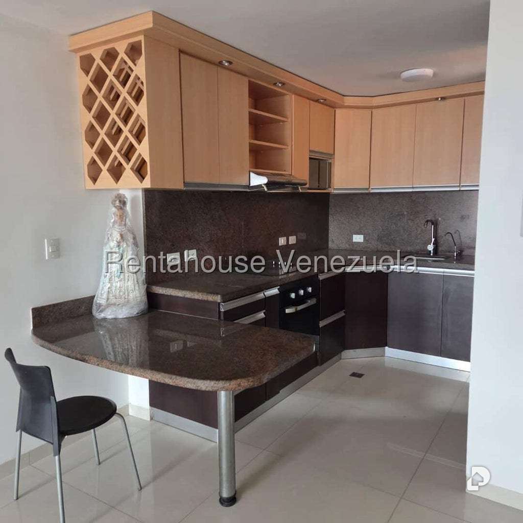 Apartment in Colinas de La Tahona, Caracas – 9