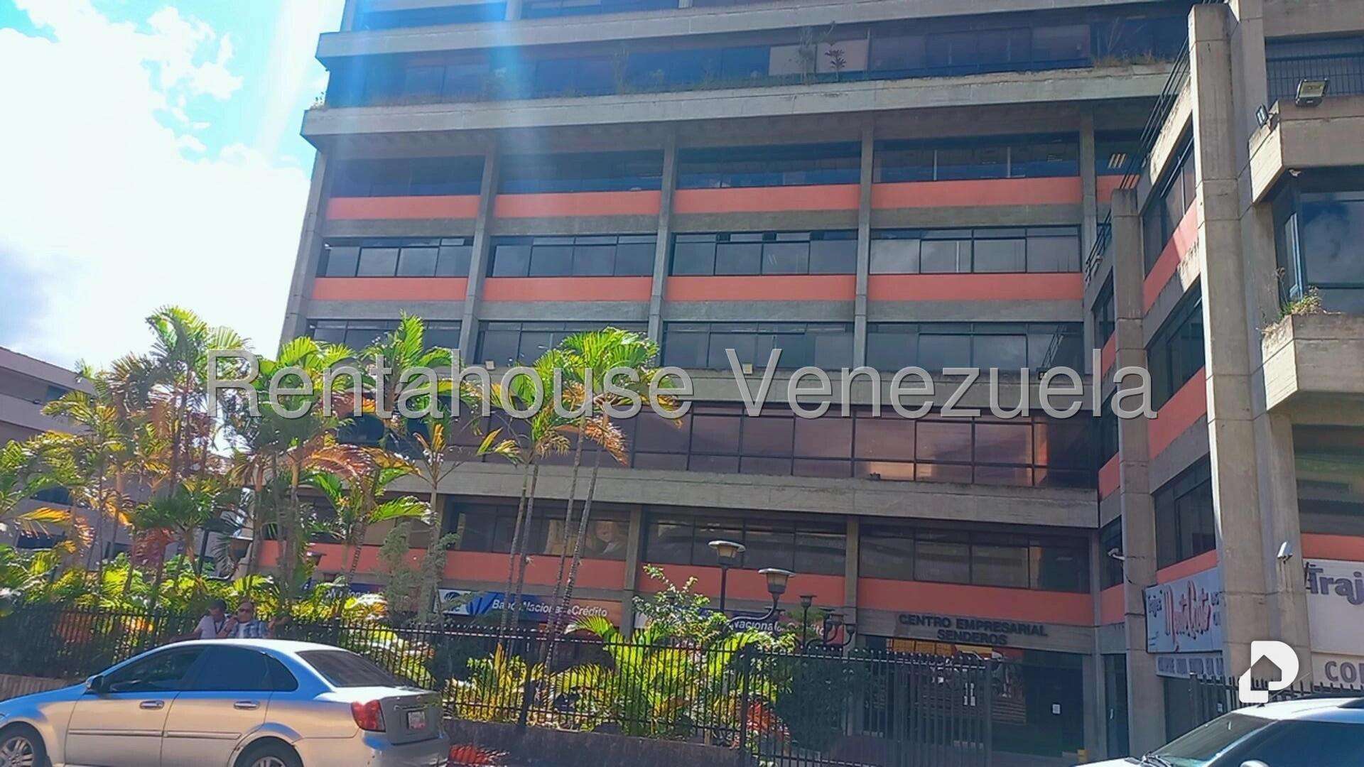 Local comercial en Los Cortijos de Lourdes, Caracas – 29