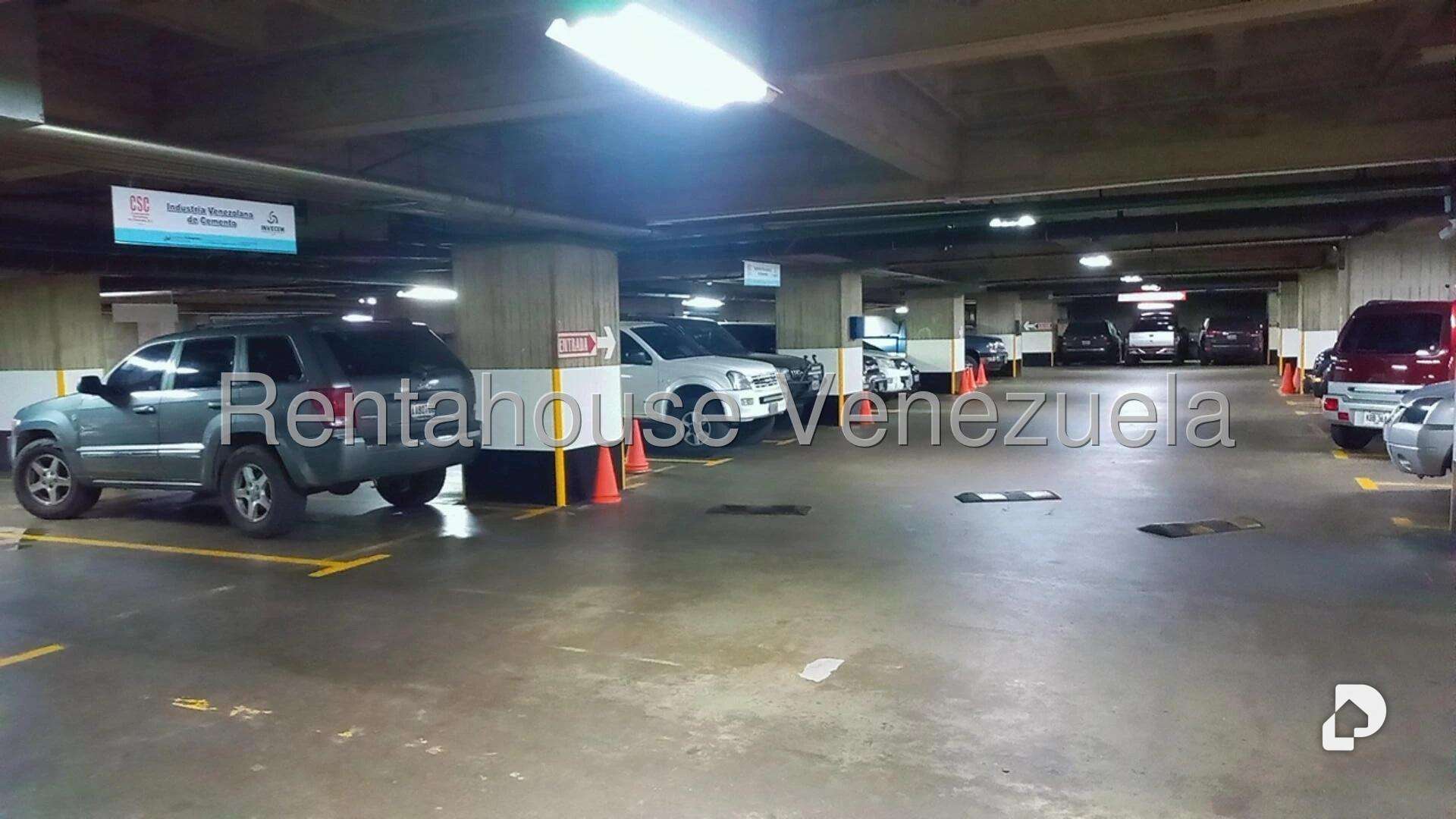 Local comercial en Los Cortijos de Lourdes, Caracas – 22