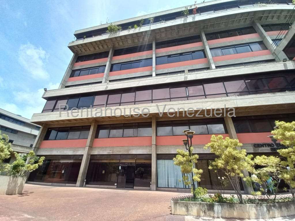 Local comercial en Los Cortijos de Lourdes, Caracas