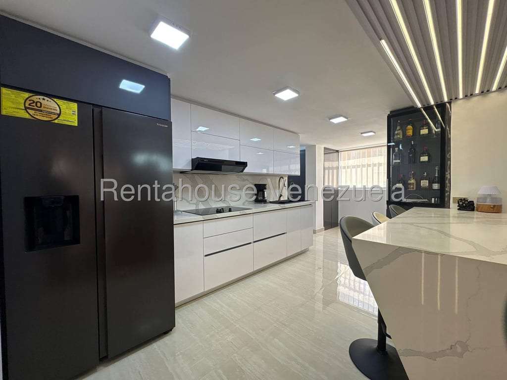 Apartamento en Cumbres de Curumo, Caracas