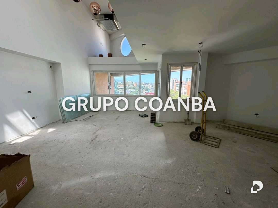 Apartamento en El Rosal, Caracas – 3