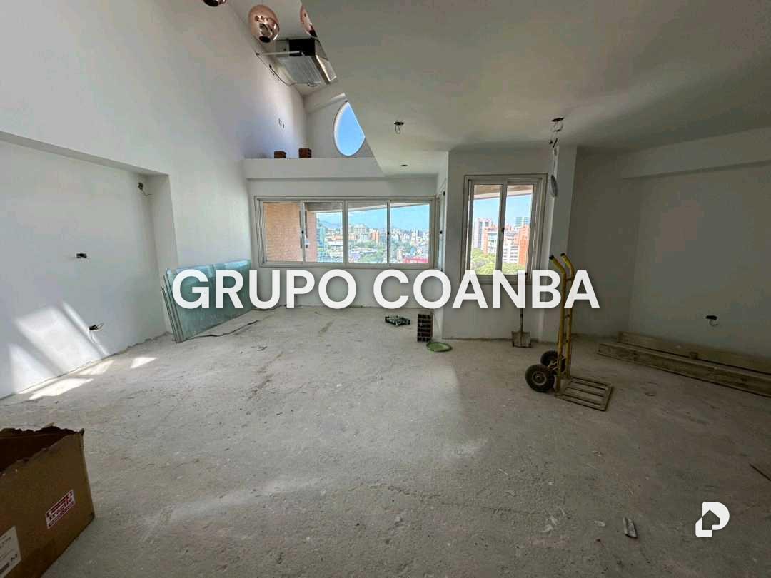 Apartamento en El Rosal, Caracas – 3