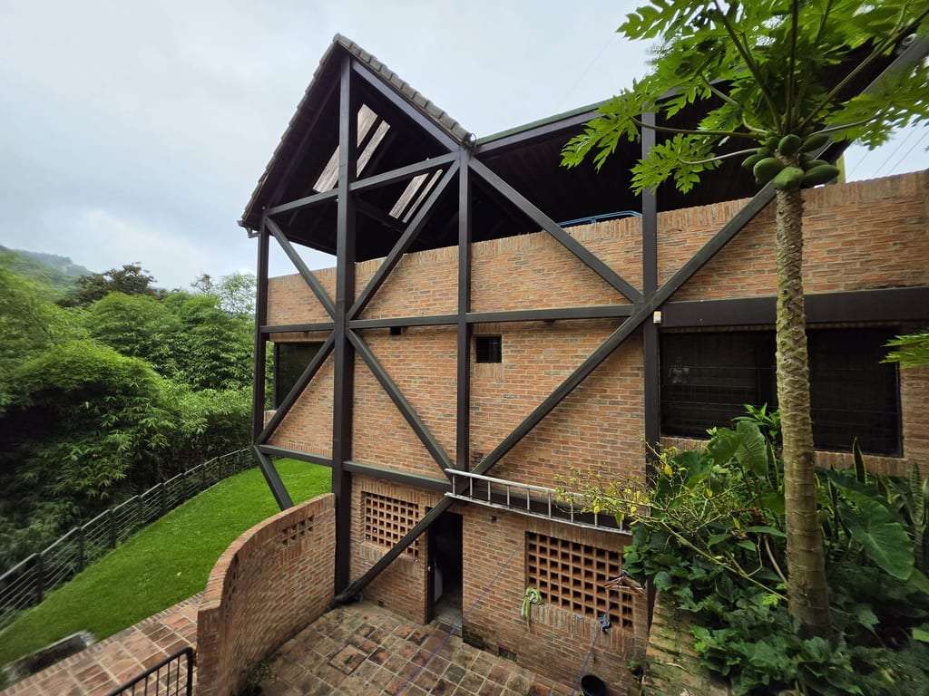 Casa en Oripoto, Caracas - 1