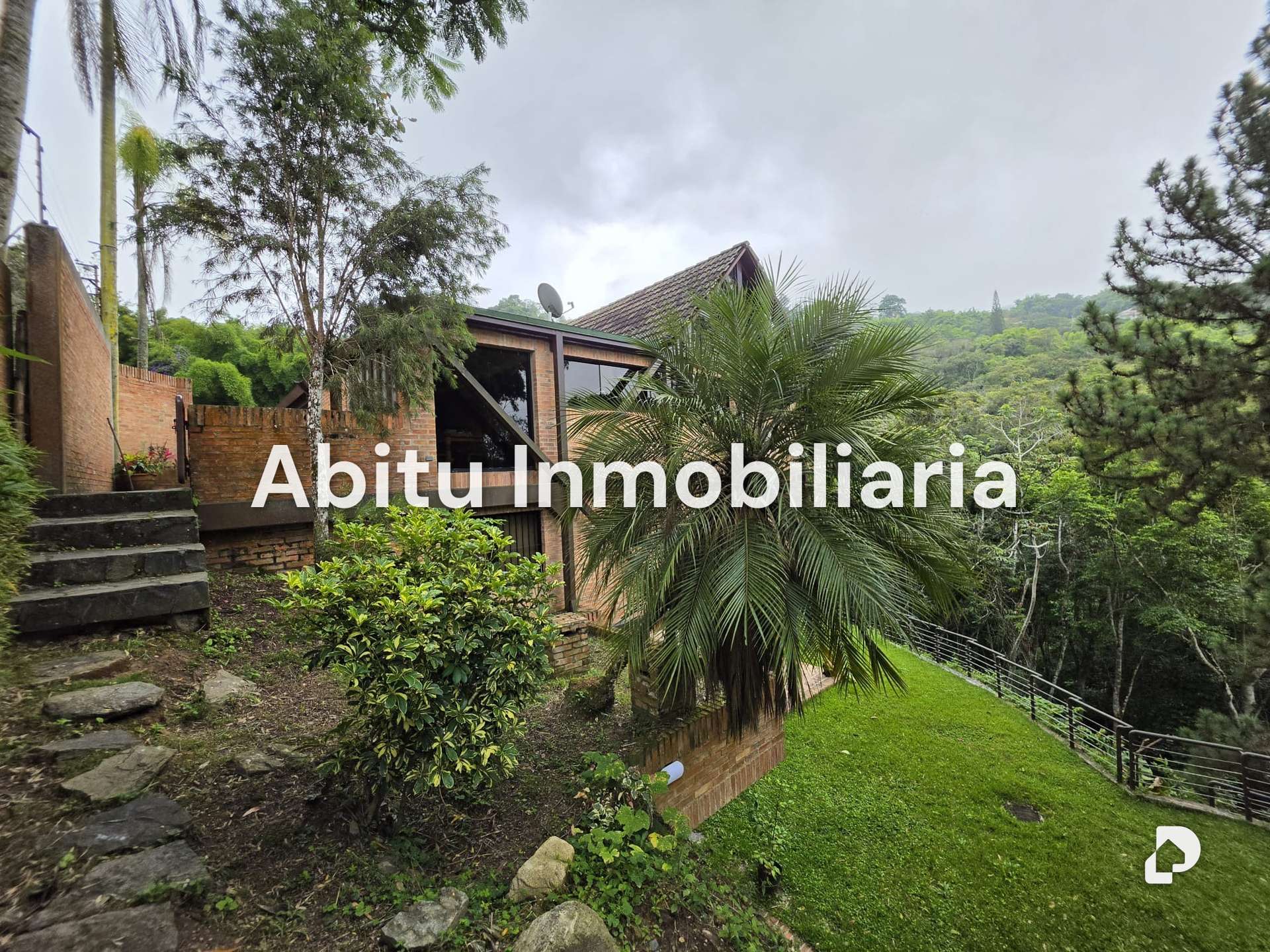 Casa en Oripoto, Caracas – 10