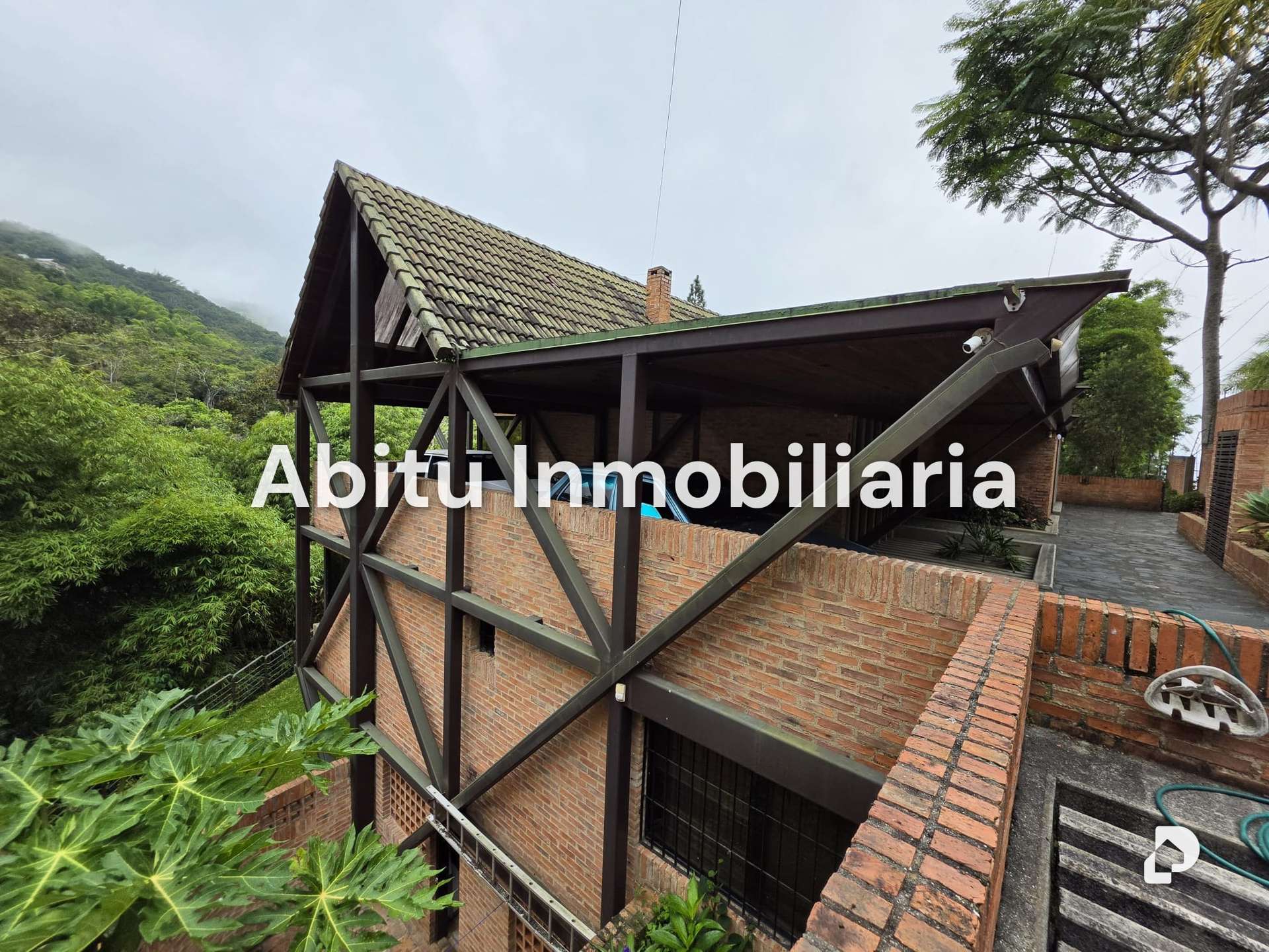 Casa en Oripoto, Caracas – 3