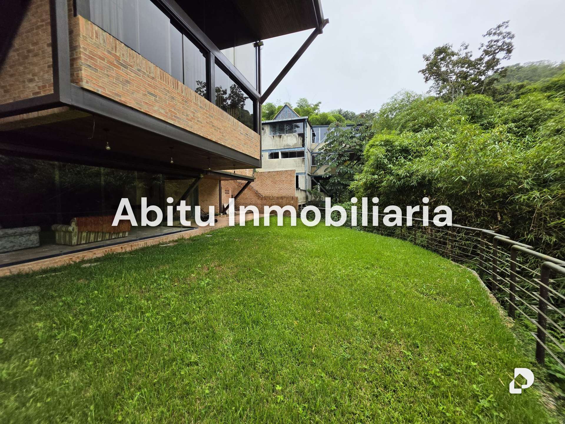 Casa en Oripoto, Caracas – 8