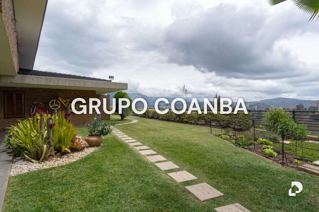 Casa en Cerro Verde, Caracas – 17