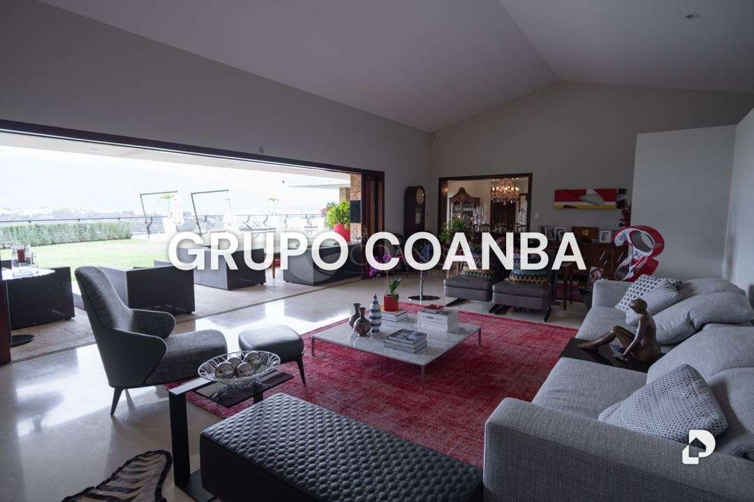 Casa en Cerro Verde, Caracas – 9
