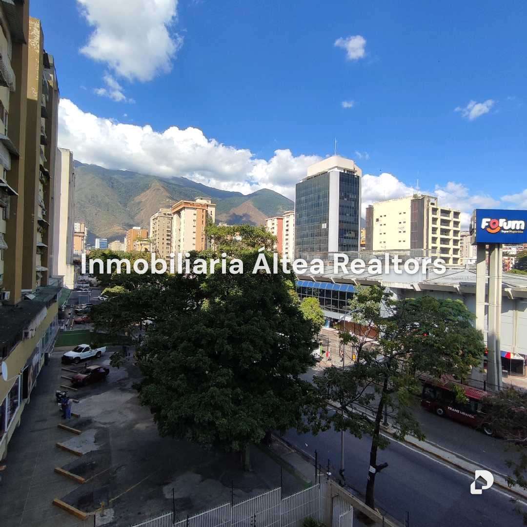 Apartamento en La Urbina, Caracas – 13