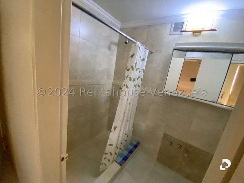 Apartamento en La Tahona, Caracas – 11