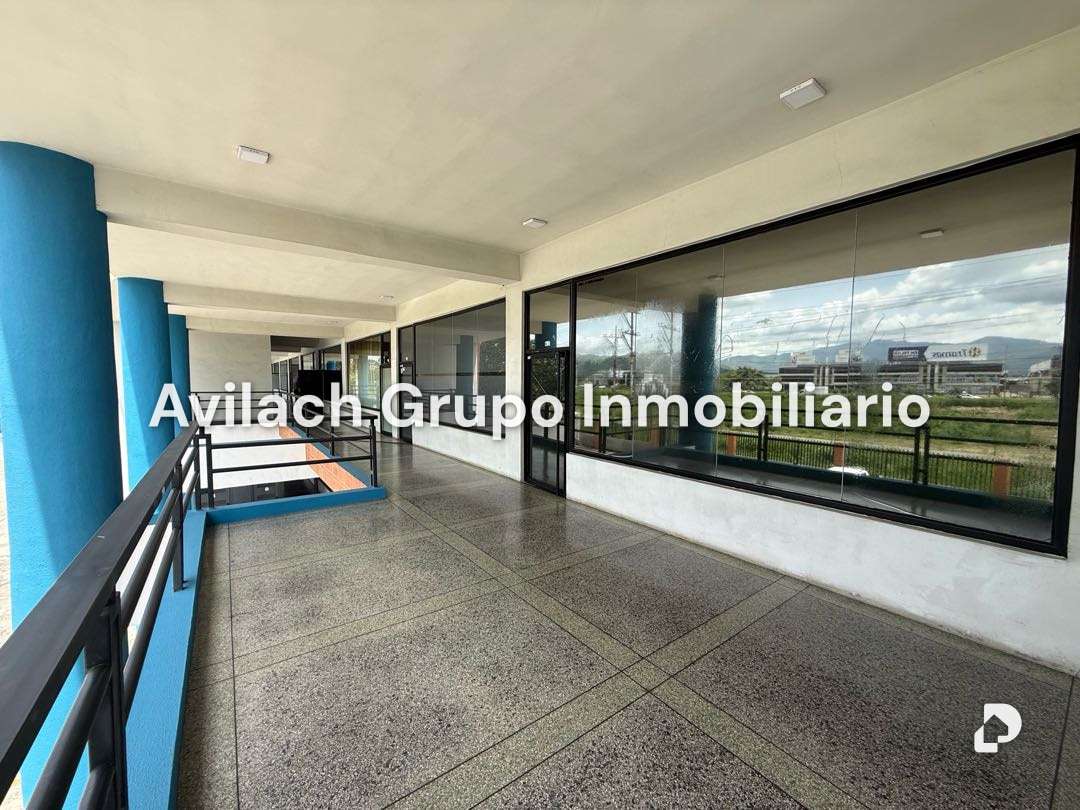 Local comercial en Zona Ind. Municipal, Valencia – 1