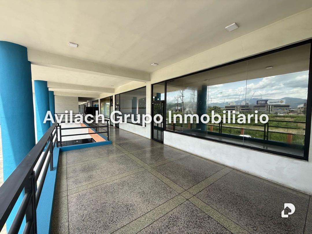Local comercial en Zona Ind. Municipal, Valencia – 1