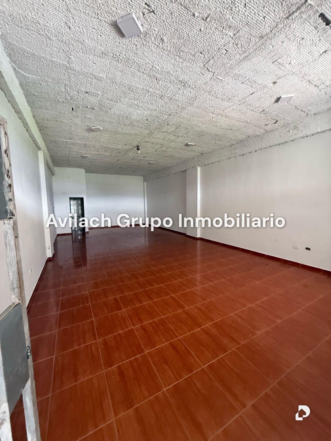 Local comercial en Zona Ind. Municipal, Valencia – 2