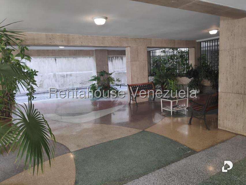 Apartamento en Los Palos Grandes, Caracas – 4