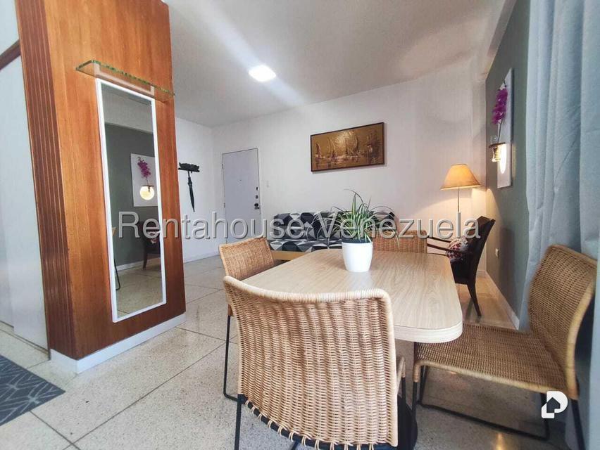 Apartamento en Los Palos Grandes, Caracas – 1