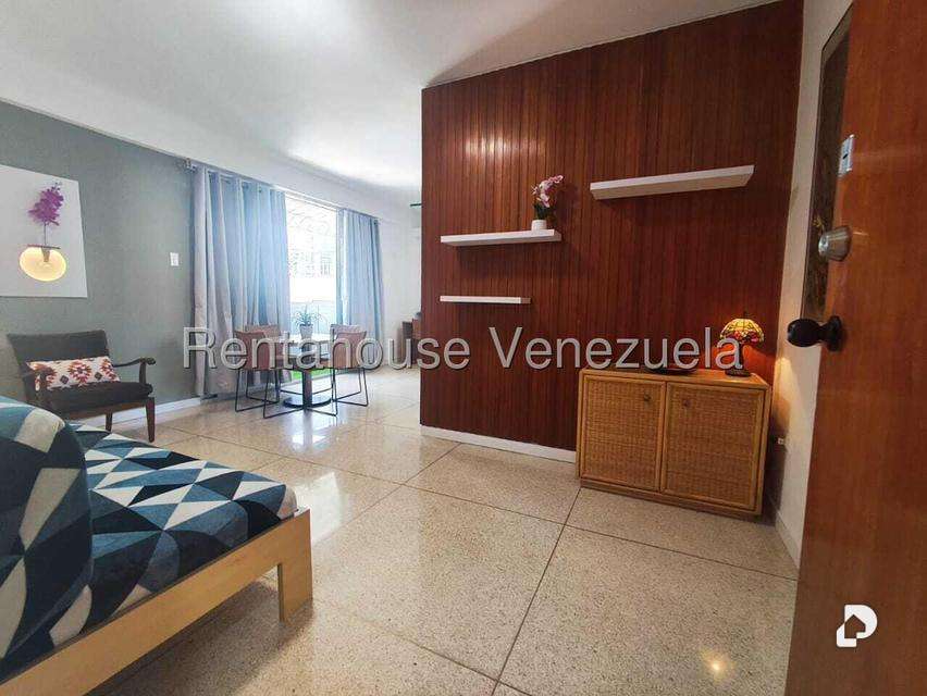 Apartamento en Los Palos Grandes, Caracas – 9