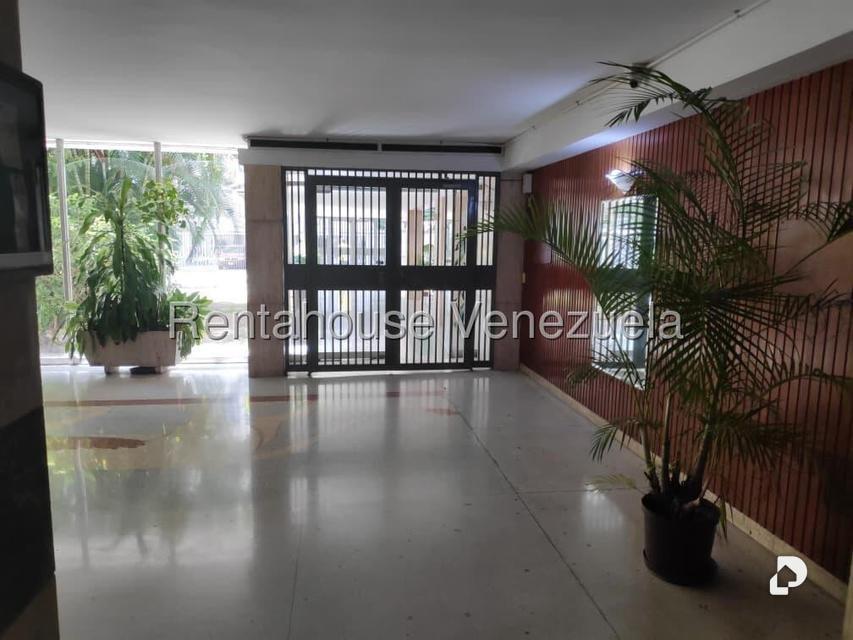 Apartamento en Los Palos Grandes, Caracas – 5