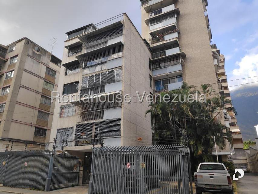 Apartamento en Los Palos Grandes, Caracas – 3