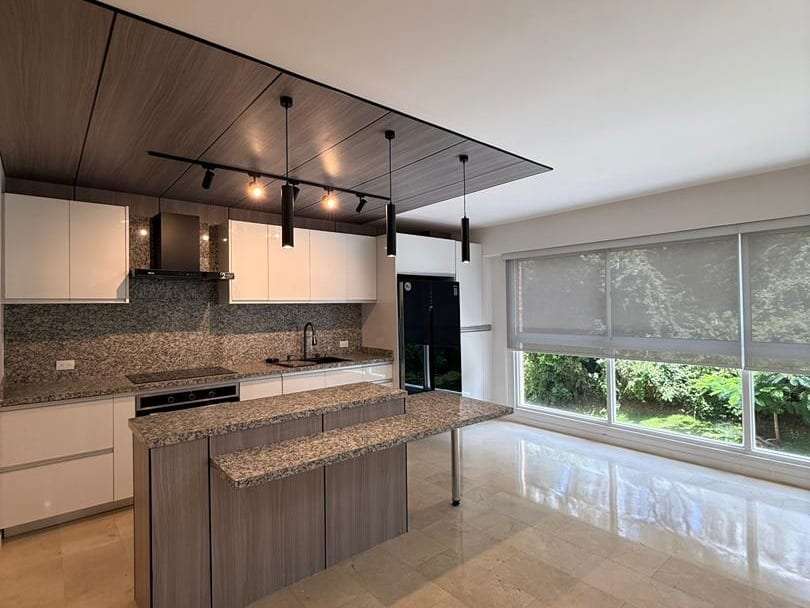 Apartamento en La Boyera, Caracas - 1