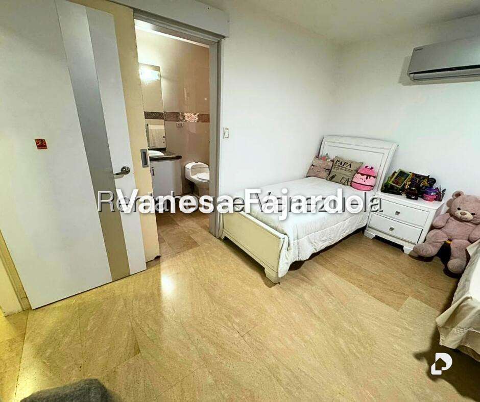 Apartamento en La Castellana, Caracas – 21