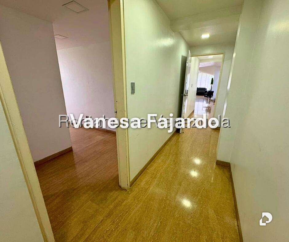 Apartamento en La Castellana, Caracas – 24