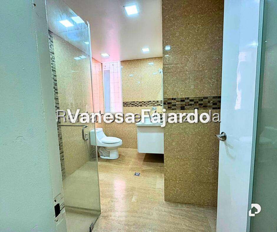 Apartamento en La Castellana, Caracas – 23