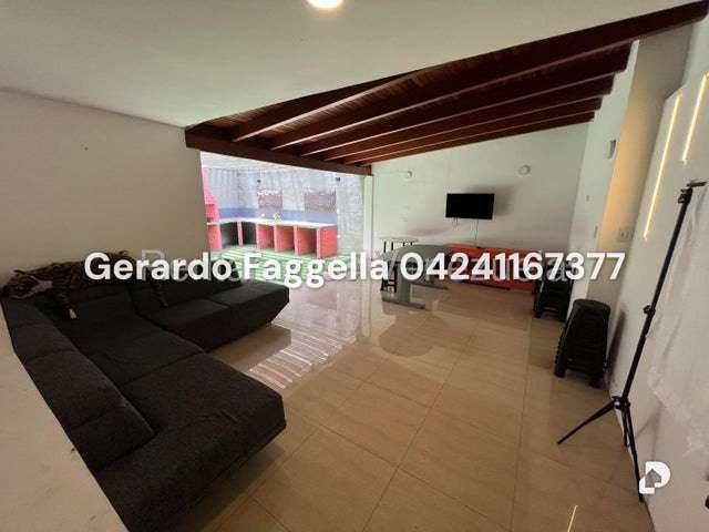 Casa en Las Acacias, Caracas – 8