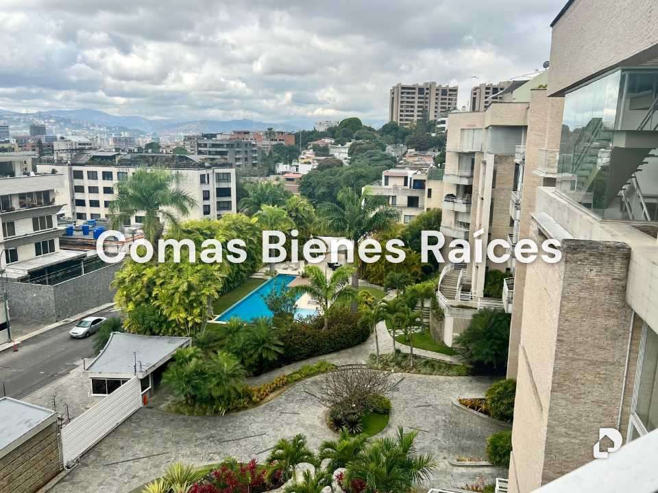 Apartment in Los Palos Grandes, Caracas – 28