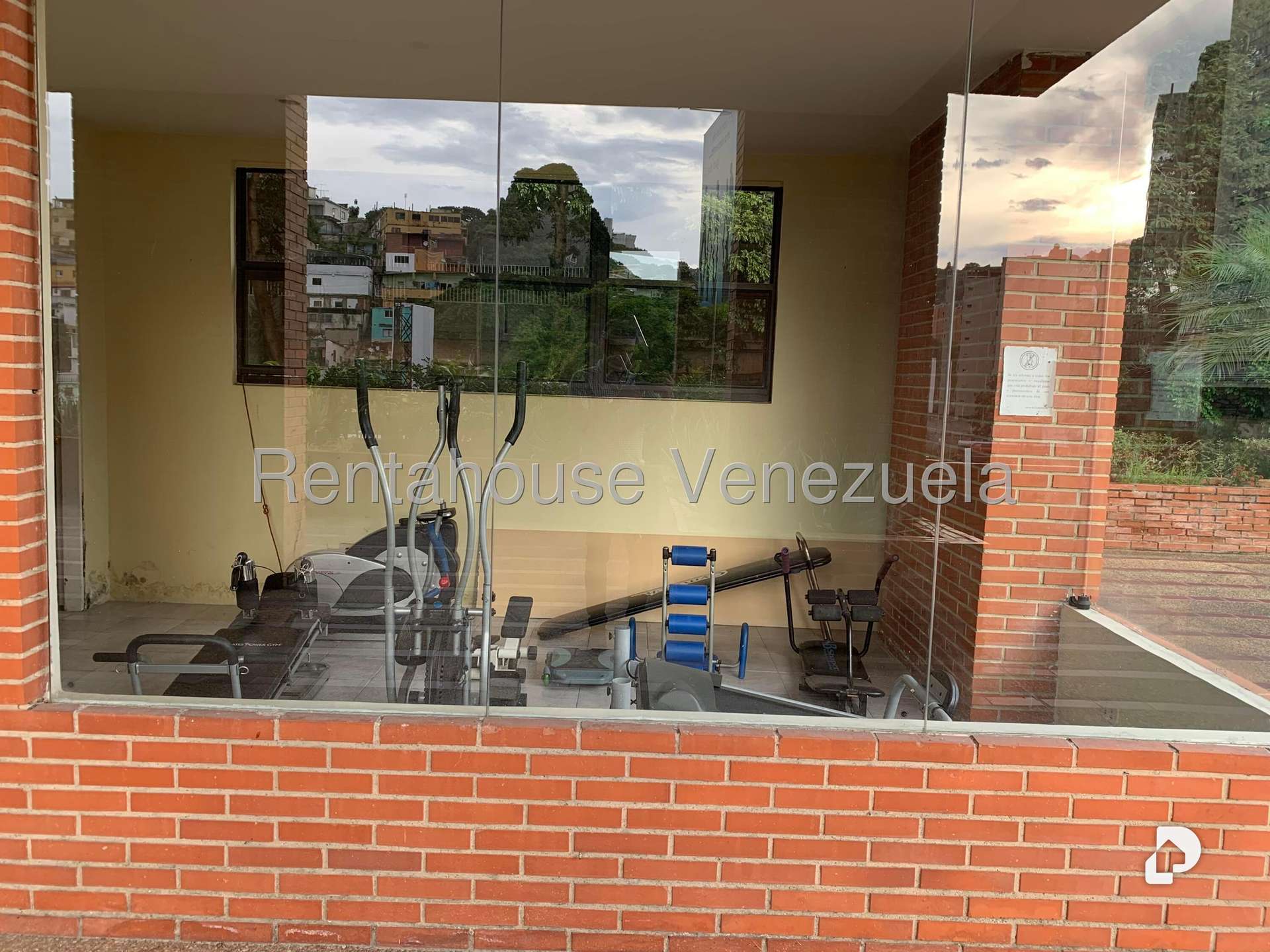 Apartamento en Santa Fe Norte, Caracas – 32