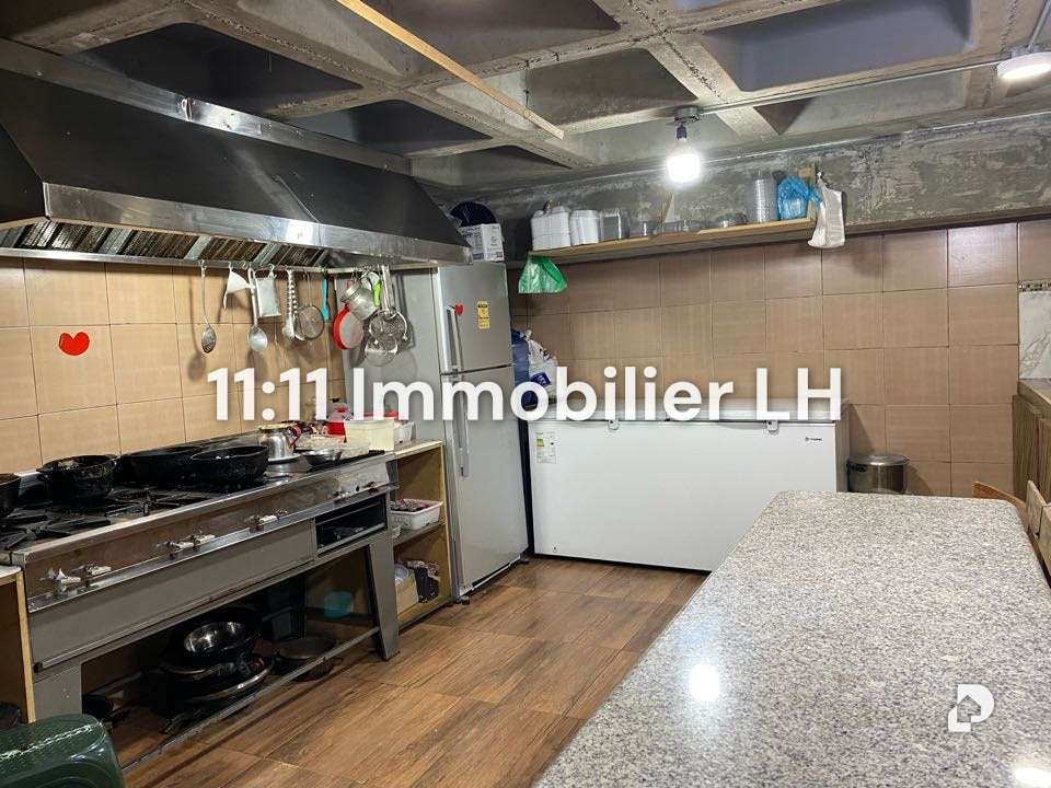Local comercial en San Bernardino, Caracas – 12