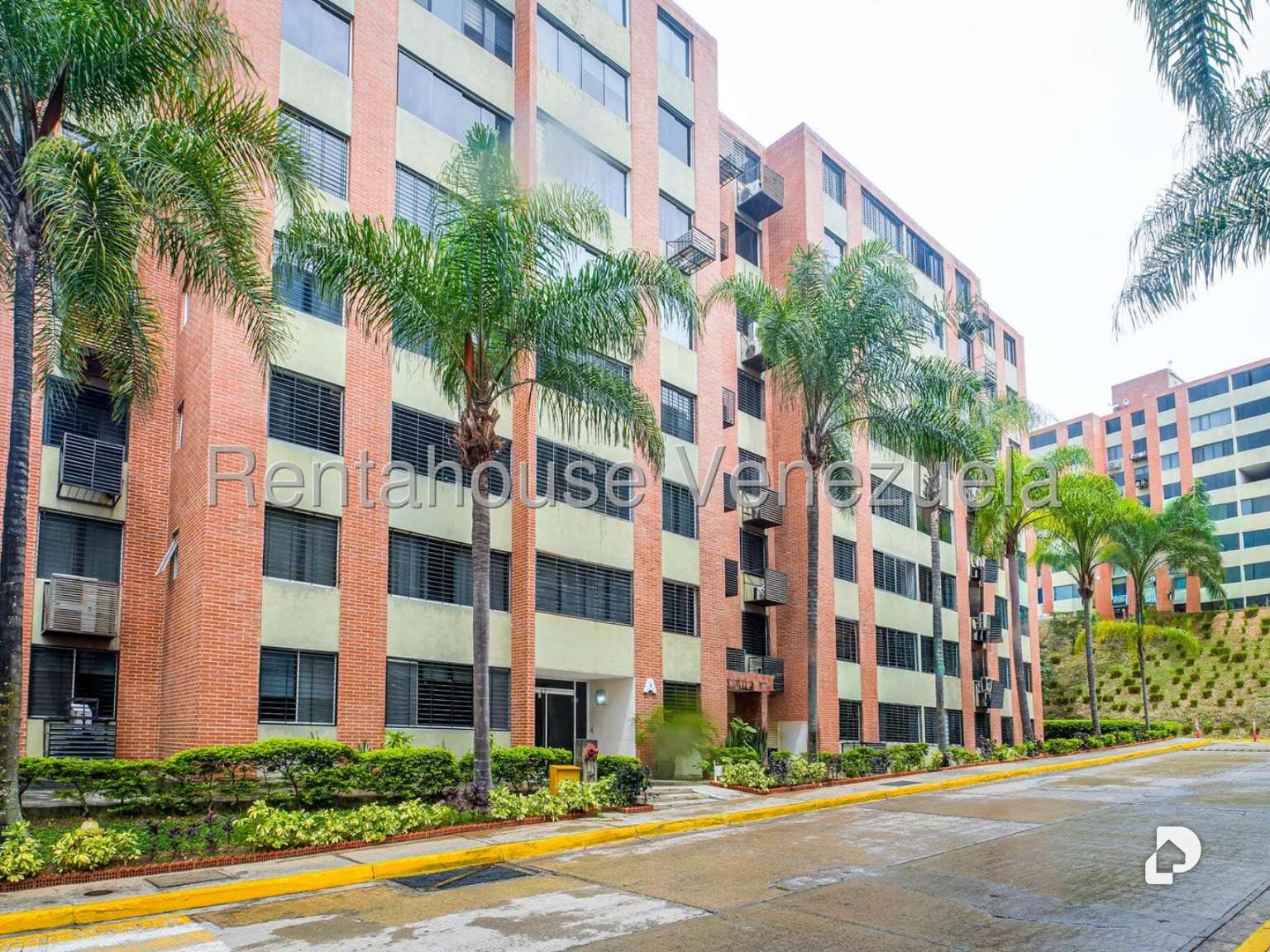 Apartamento en Los Naranjos Humboldt, Caracas – 2