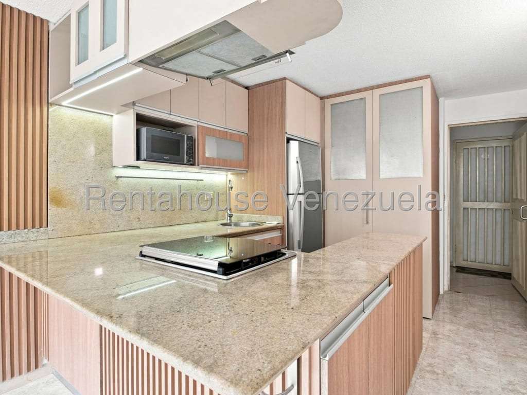 Apartamento en Los Naranjos Humboldt, Caracas - 1
