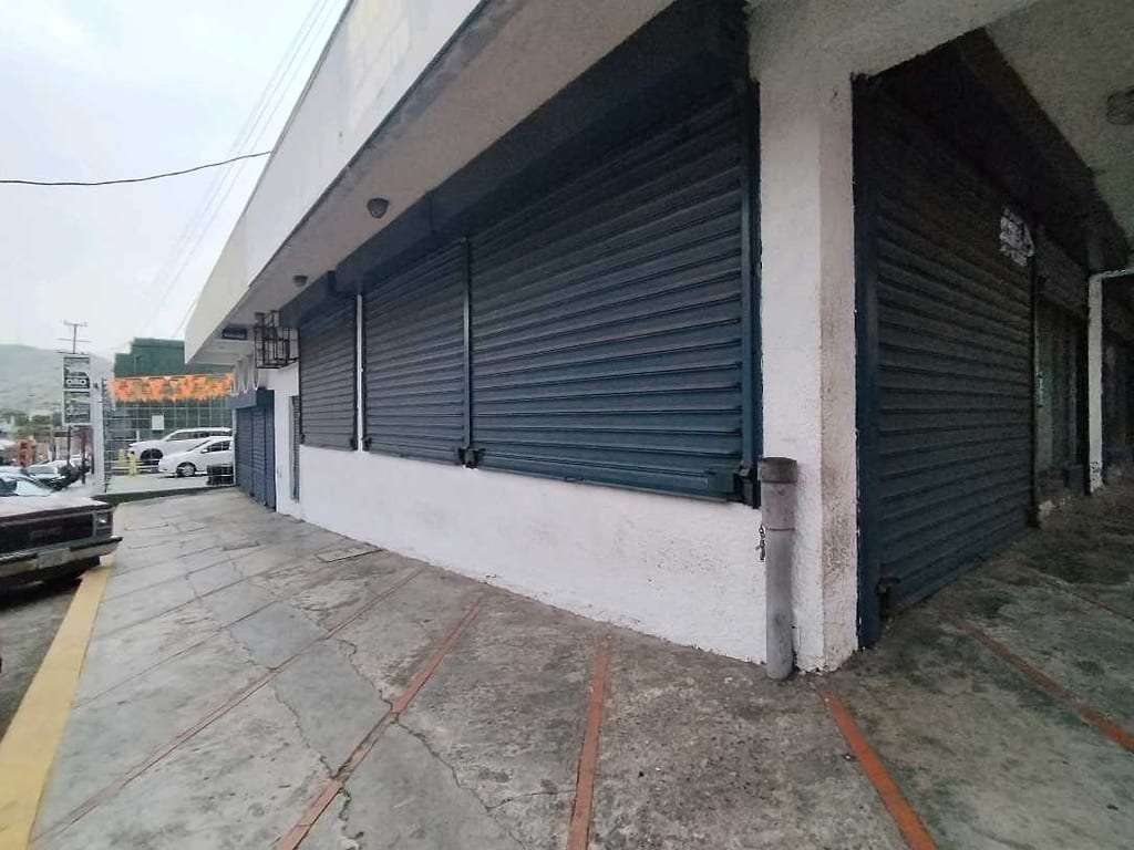 Local comercial en Casco Catedral, Valencia - 1