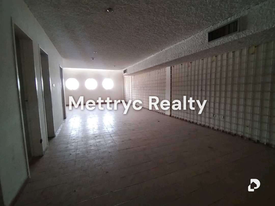 Local comercial en Casco Catedral, Valencia – 8